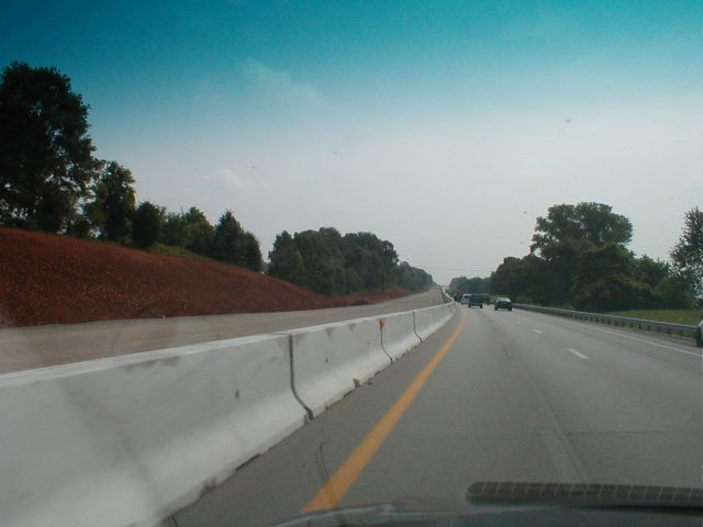 New lanes being added to I-65 north of Bowling Green. (June 29, 2001)
