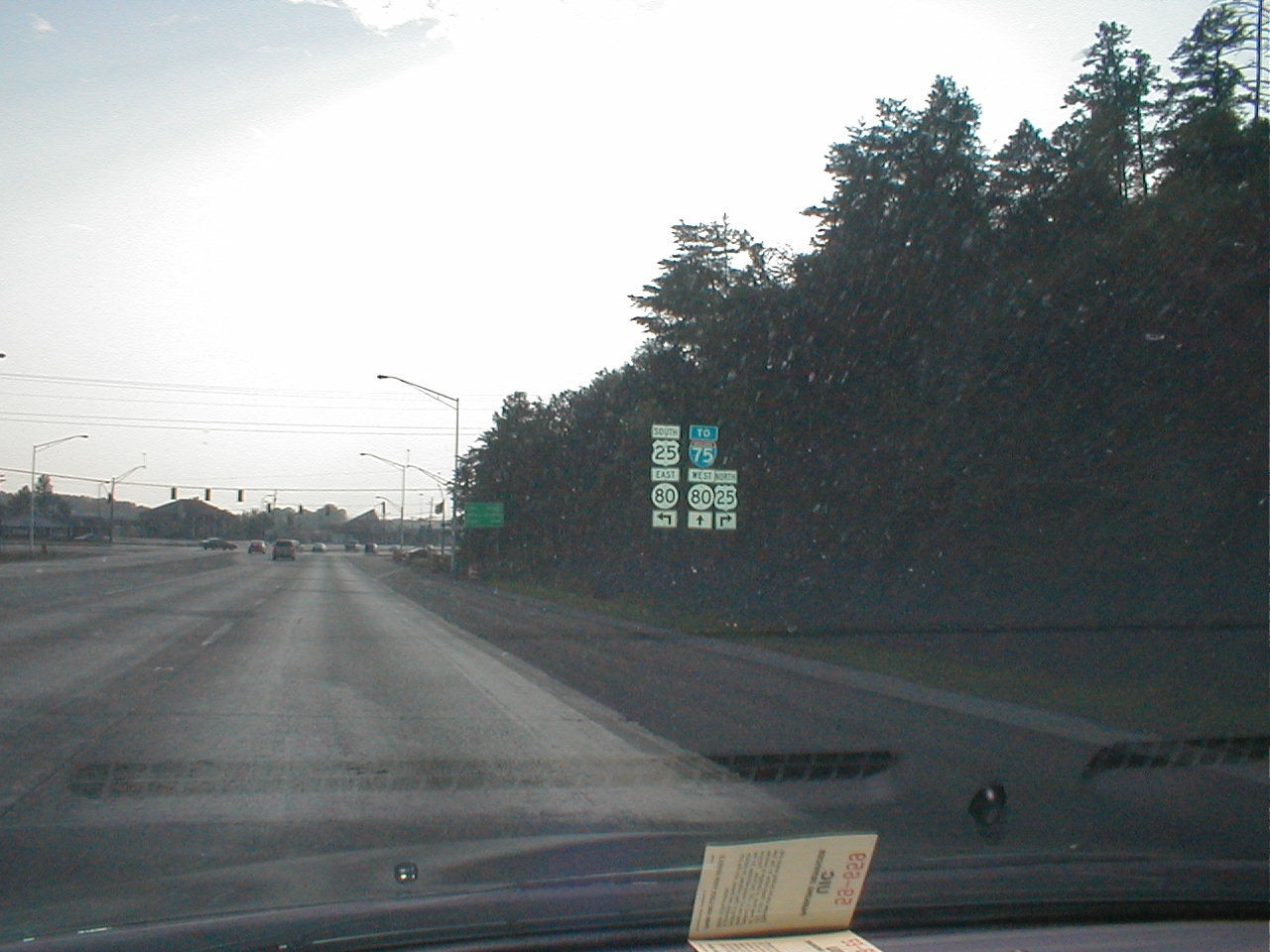 Signage at the western terminus of the parkway at US 25.