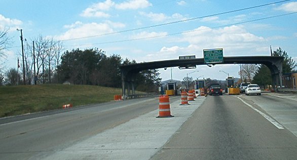 [Daniel Boone Parkway London Toll Both]