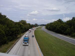 Looking north on I-65 from the [n:KY 259] overpass. (August 15, 2002)