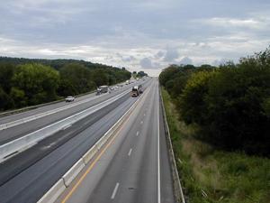 Looking south on I-65 from the Hays-Smith Grover Road overpass. (August 15, 2002)