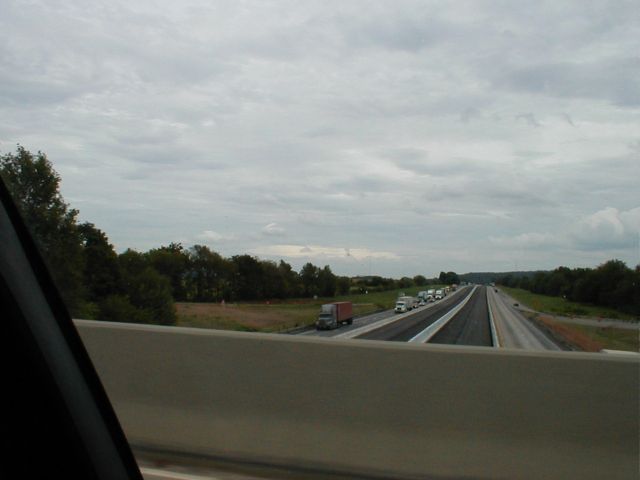 Looking north on I-65 from the KY 101 overpass. (August 15, 2002)