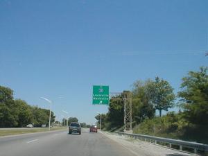 Signage for KY 446 exit from US 31W north in Bowling Green. Signed as "To I-65."