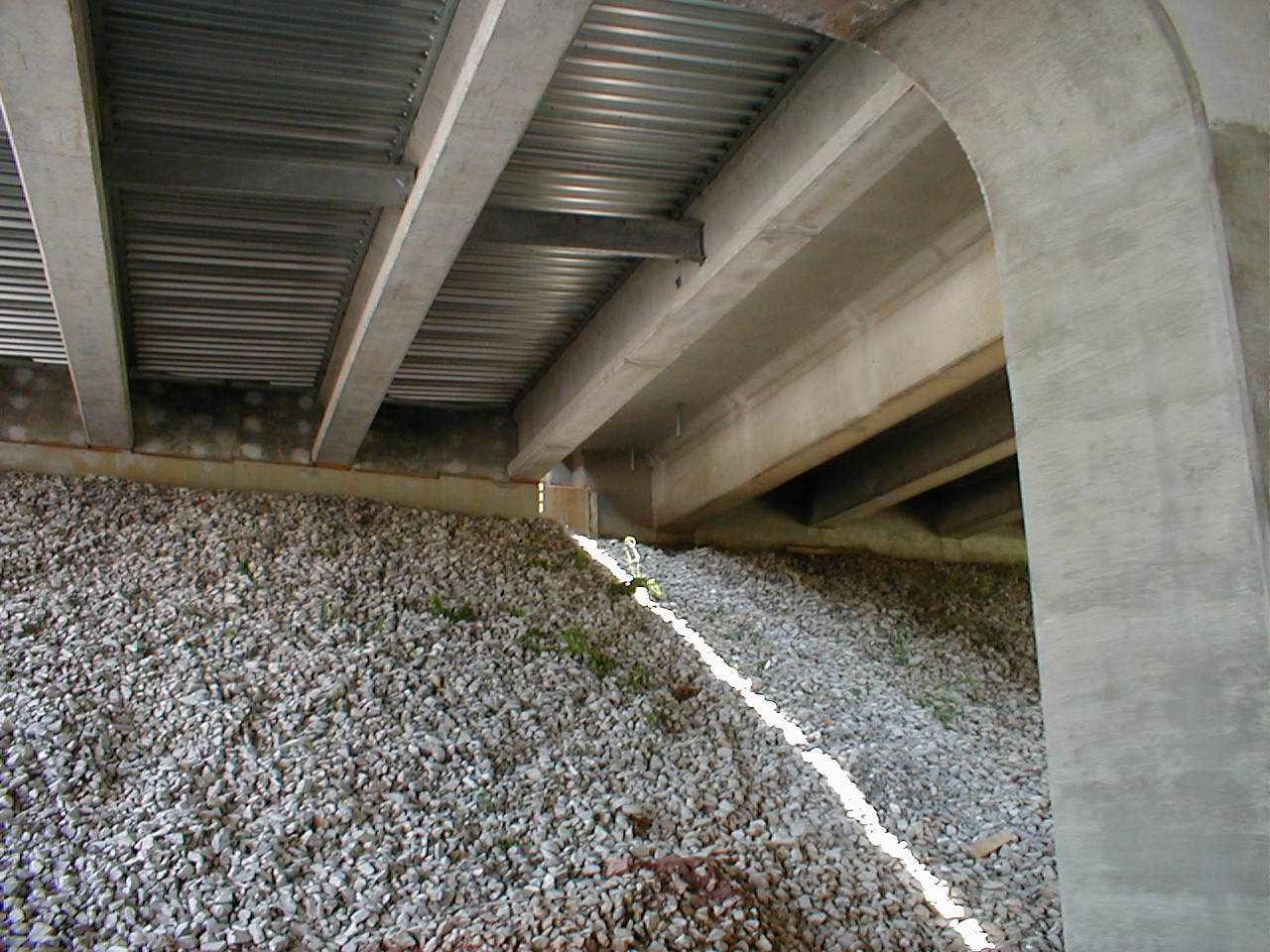 Another view of the separation of the new roadbed (currently carrying the south bound lanes) and the old roadbed (currently the north bound lanes).