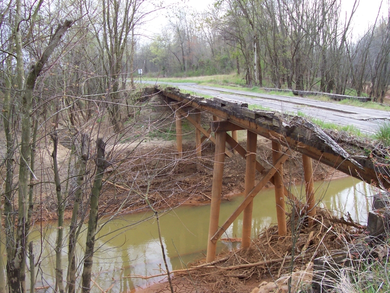 Former railroad trestle over Pond Creek near Paradise now converted to automobile traffic.