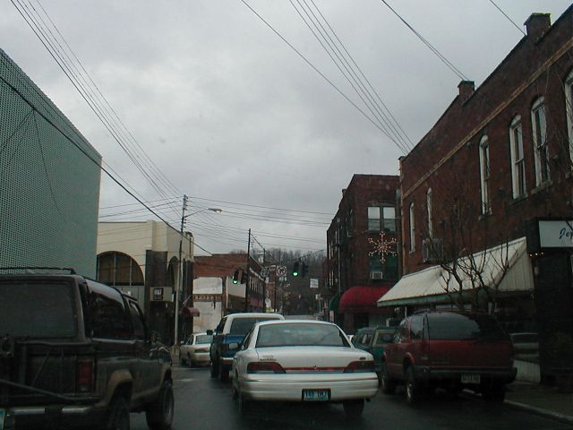 KY 72 in downtown Harlan (January 2, 2003)