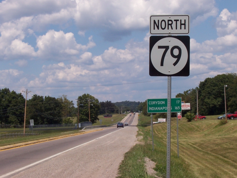 Signage near the Matthew E. Welsh Bridge over the Ohio River (Aug. 15, 2004).
