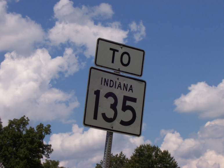 Signage near the Matthew E. Welsh Bridge over the Ohio River (Aug. 15, 2004).