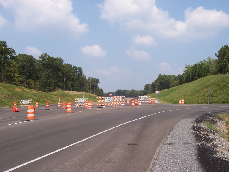 Newly constructed stretch of KY 80 in Calloway County (Sept. 5, 2005).