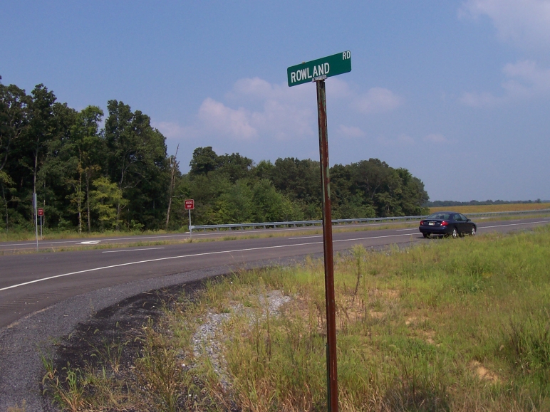Newly constructed stretch of KY 80 in Calloway County (Sept. 5, 2005).