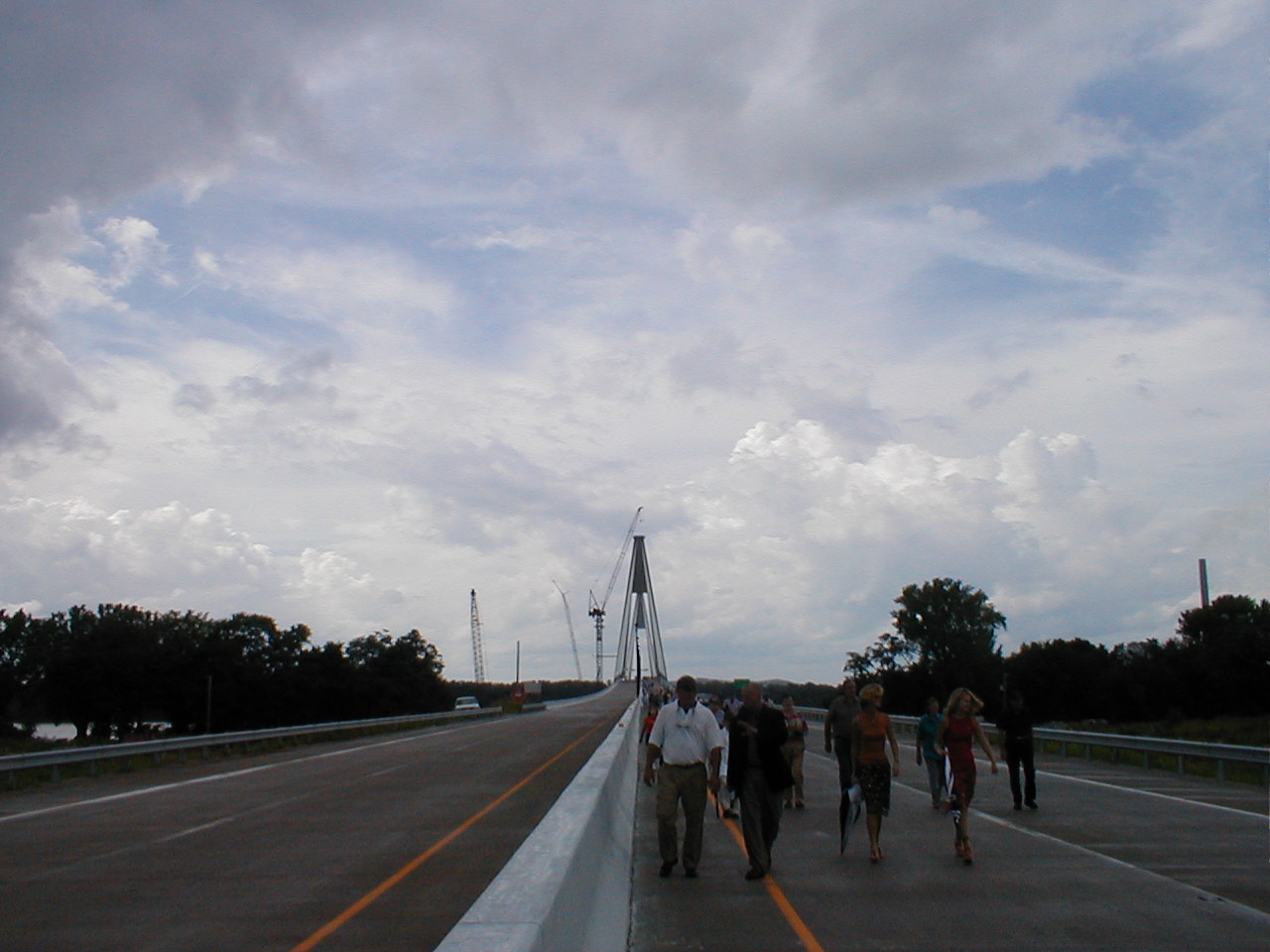 Looking north across the bridge from the Kentucky landing.