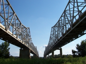 [US 41 Ohio River Bridges]