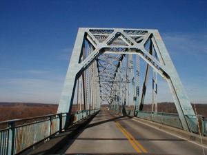 US 60 over the Cumberland River in Livingston County (January 8, 2003)
