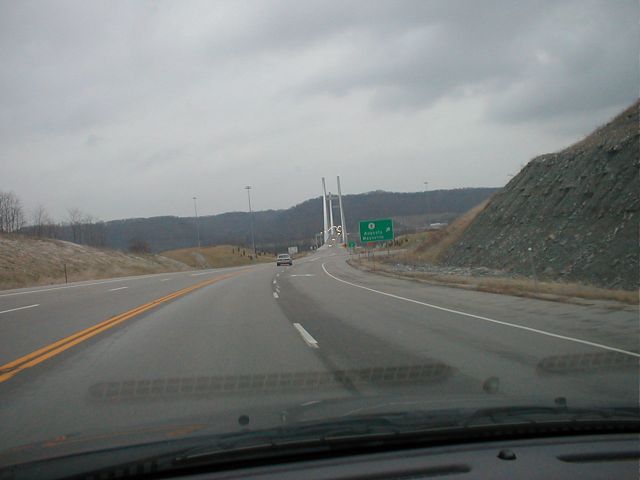 Heading north on US 62-US 68 near the KY 8 interchange.
